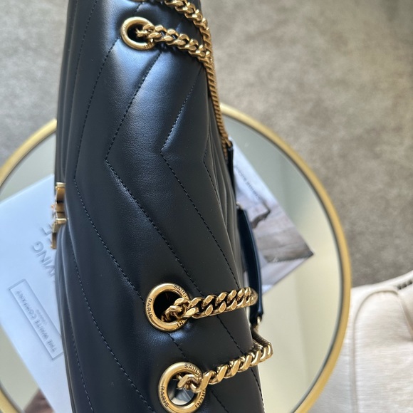 Saint Laurent Women's Loulou Medium Quilted Leather Shoulder Bag - Picture 8 of 9